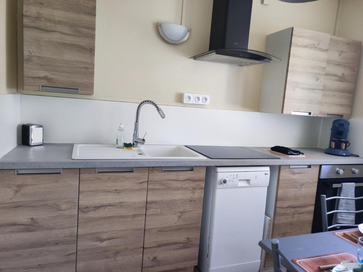 Studio - Meuble Tourisme, Trois Etoiles - 34 M2 Refait A Neuf- Residence Mâcon Exteriör bild